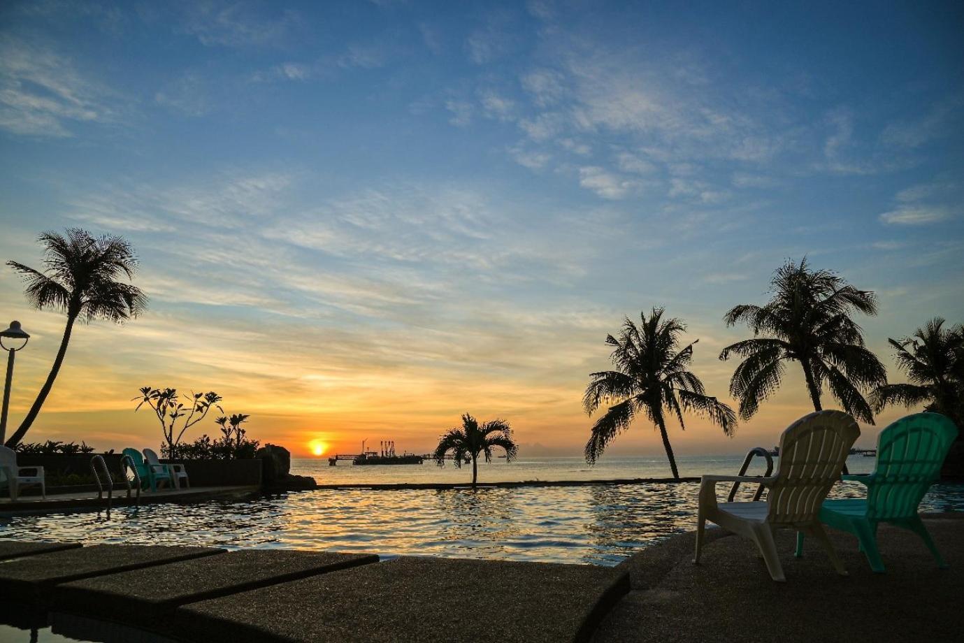 Ehsan Seaview Hotel Port Dickson Exterior photo